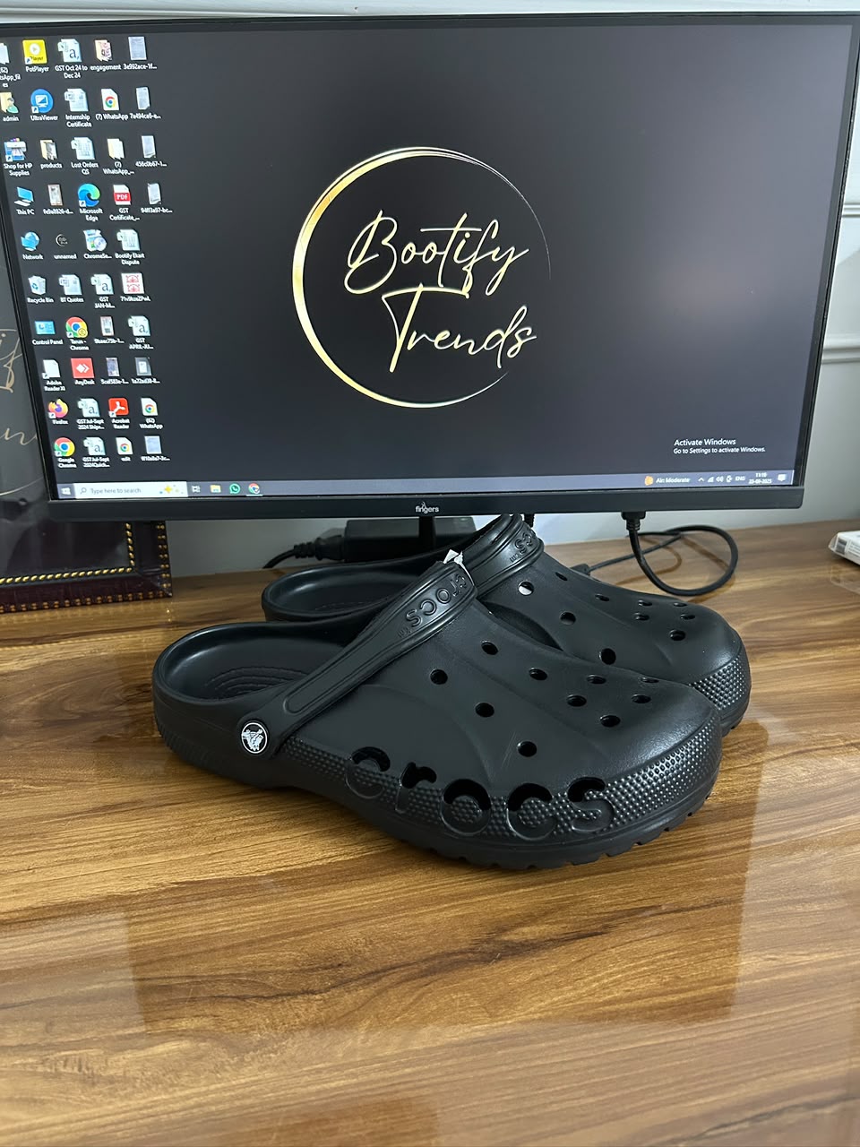 Baya (Black)