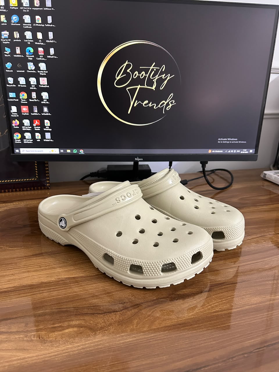 Classic (Beige)
