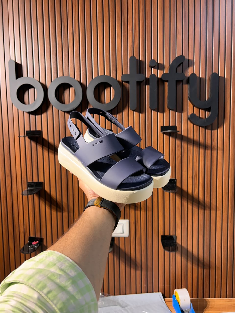 Brooklyn 4U Low Sandal (Navy)